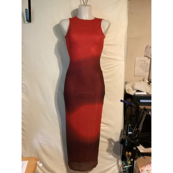 5023 NWOT Rare London Sleeveless Mesh Blur Maxi Dress in Red Size Extra Small/2 - Picture 10 of 10